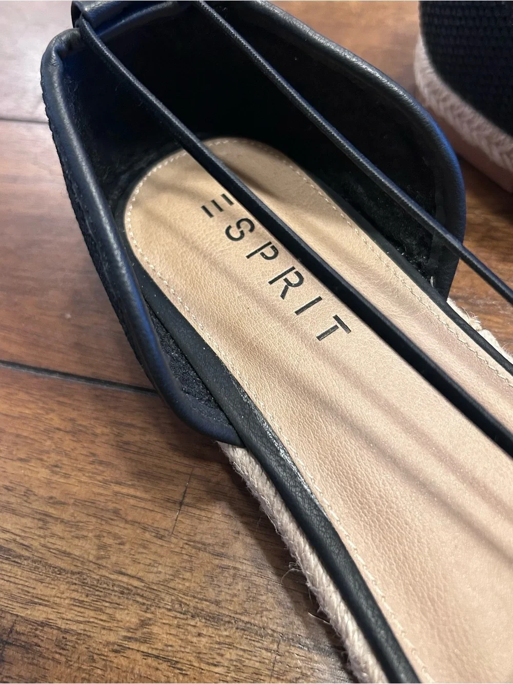 Esprit Sandals Size 9.5 Flat Espadrille Open toe Black